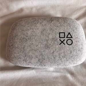 Backbone One mobile gaming controller- iPhone 13 promax